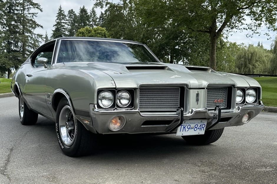 1972 Oldsmobile 442 sold for $28,250