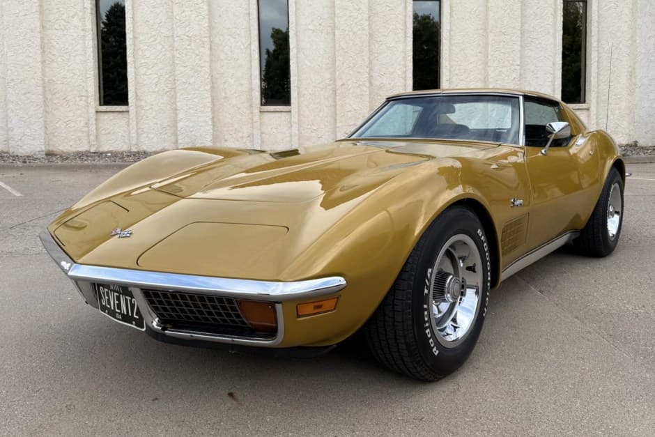 1972 Chevrolet Corvette C3 sold for $29,000