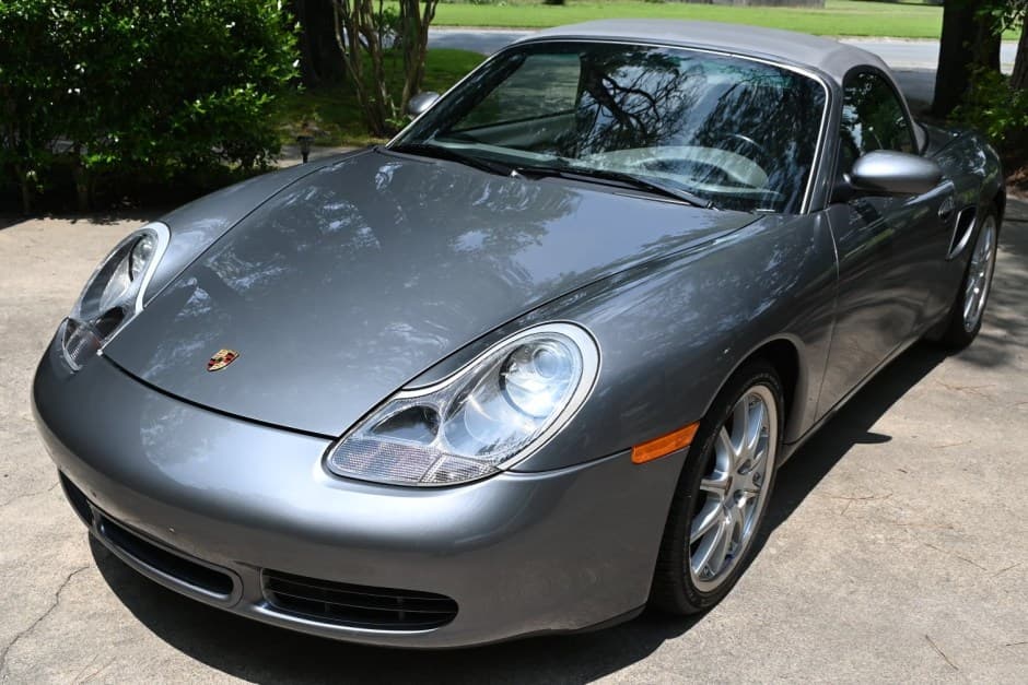 2002 Porsche 986 Boxster sold for $15,750