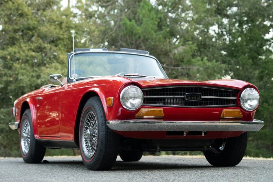 1971 Triumph TR6 sold for $24,250