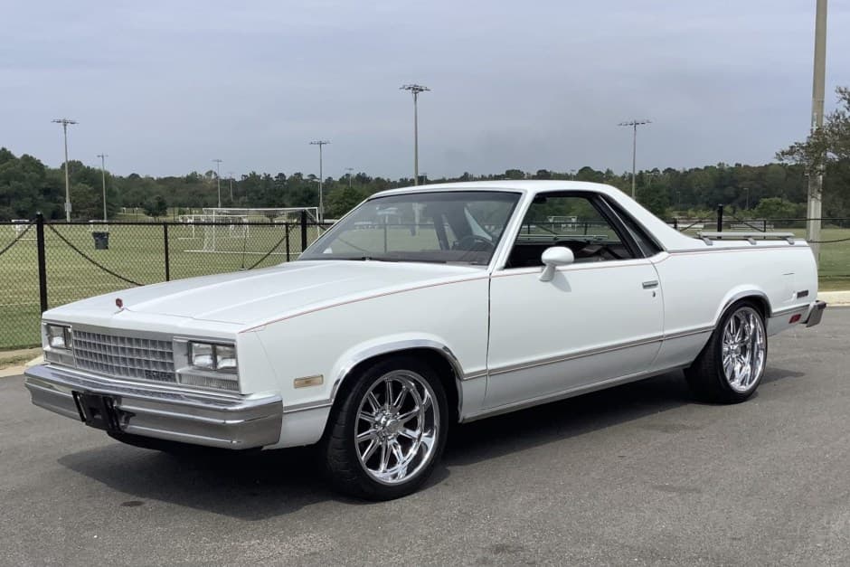 1984 Chevrolet El Camino sold for $9,000