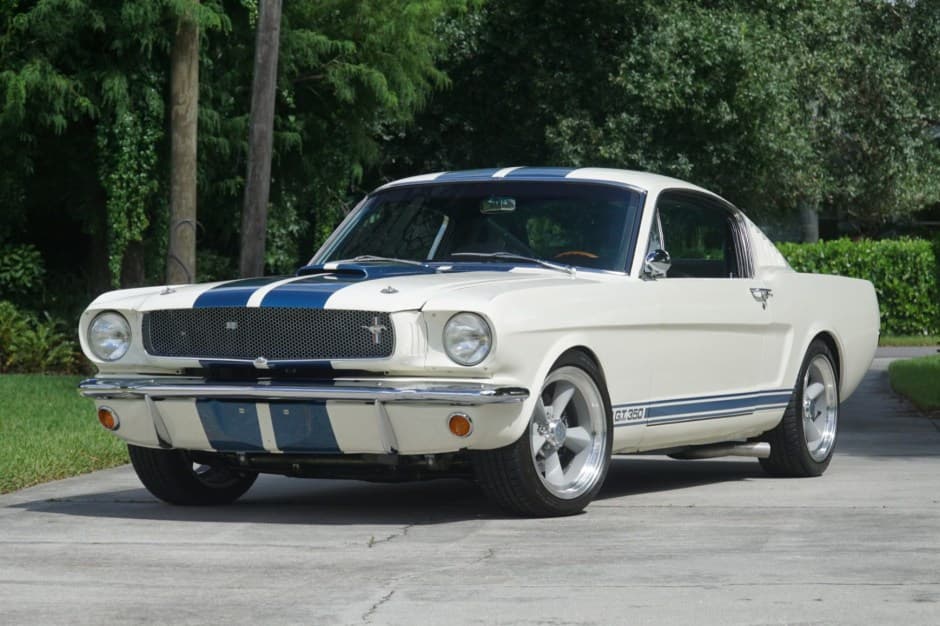 1965 Ford Mustang 1964.5-1966 sold for $140,105