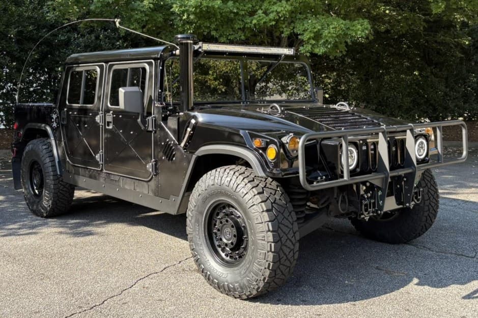 0 Hummer HMMWV/Humvee sold for $49,000