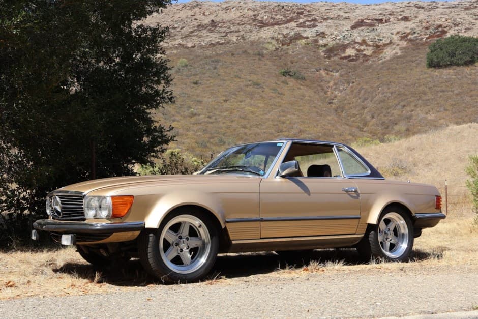 1982 Mercedes-Benz R107 SL sold for $5,420