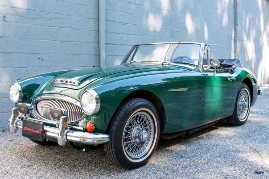 1967 Austin-Healey 3000 sold for $33,600