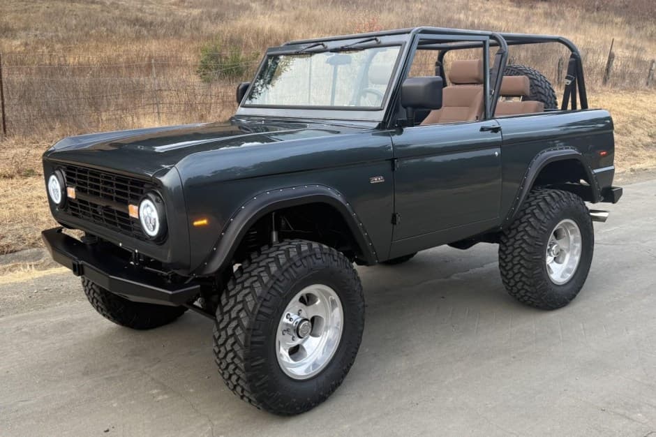 1973 Ford Bronco U13/U14/U15 1966-1977 sold for $86,000