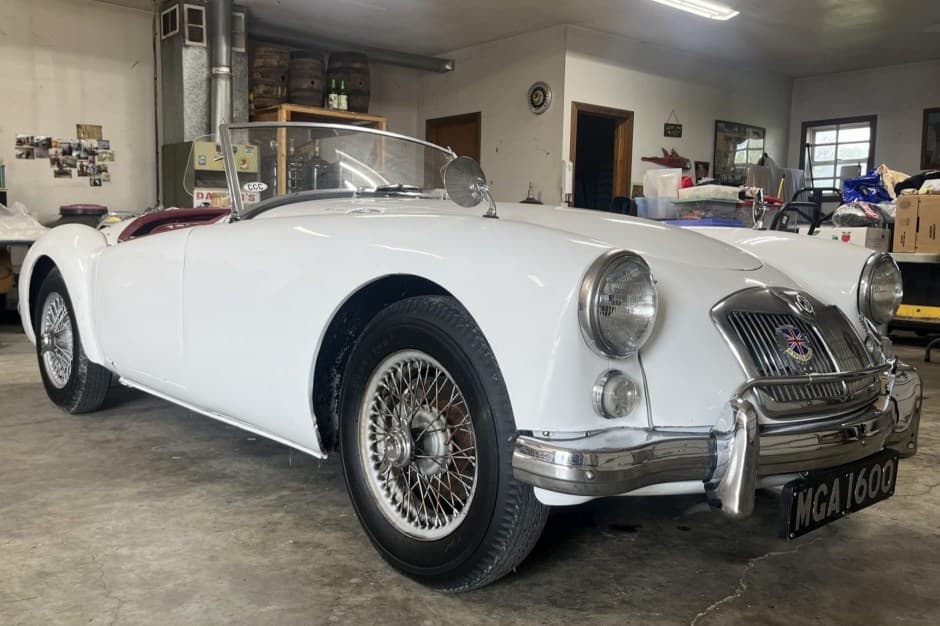 1961 MG MGA sold for $9,300