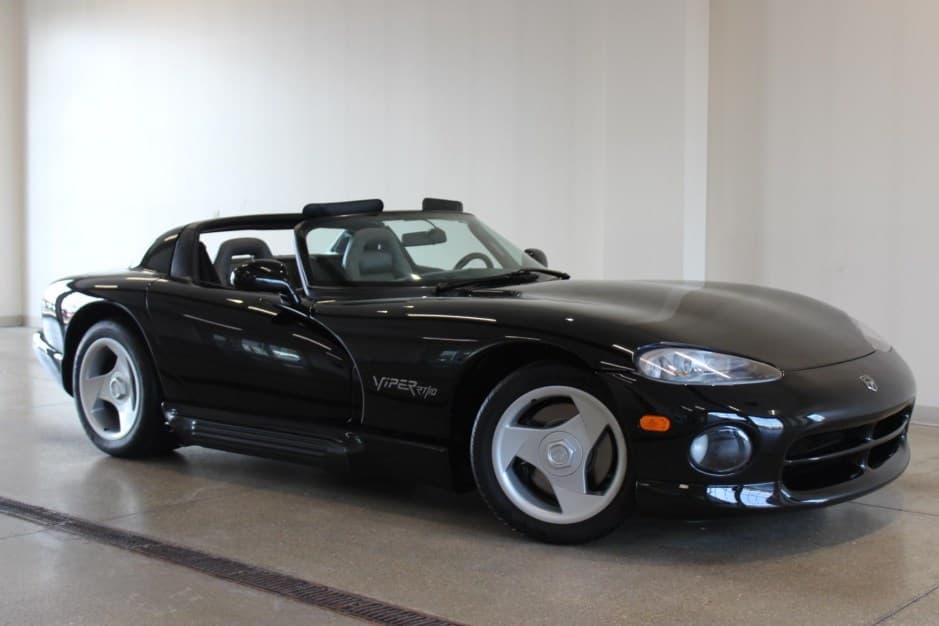 1995 Dodge Viper SR I (1992-1995) sold for $45,710
