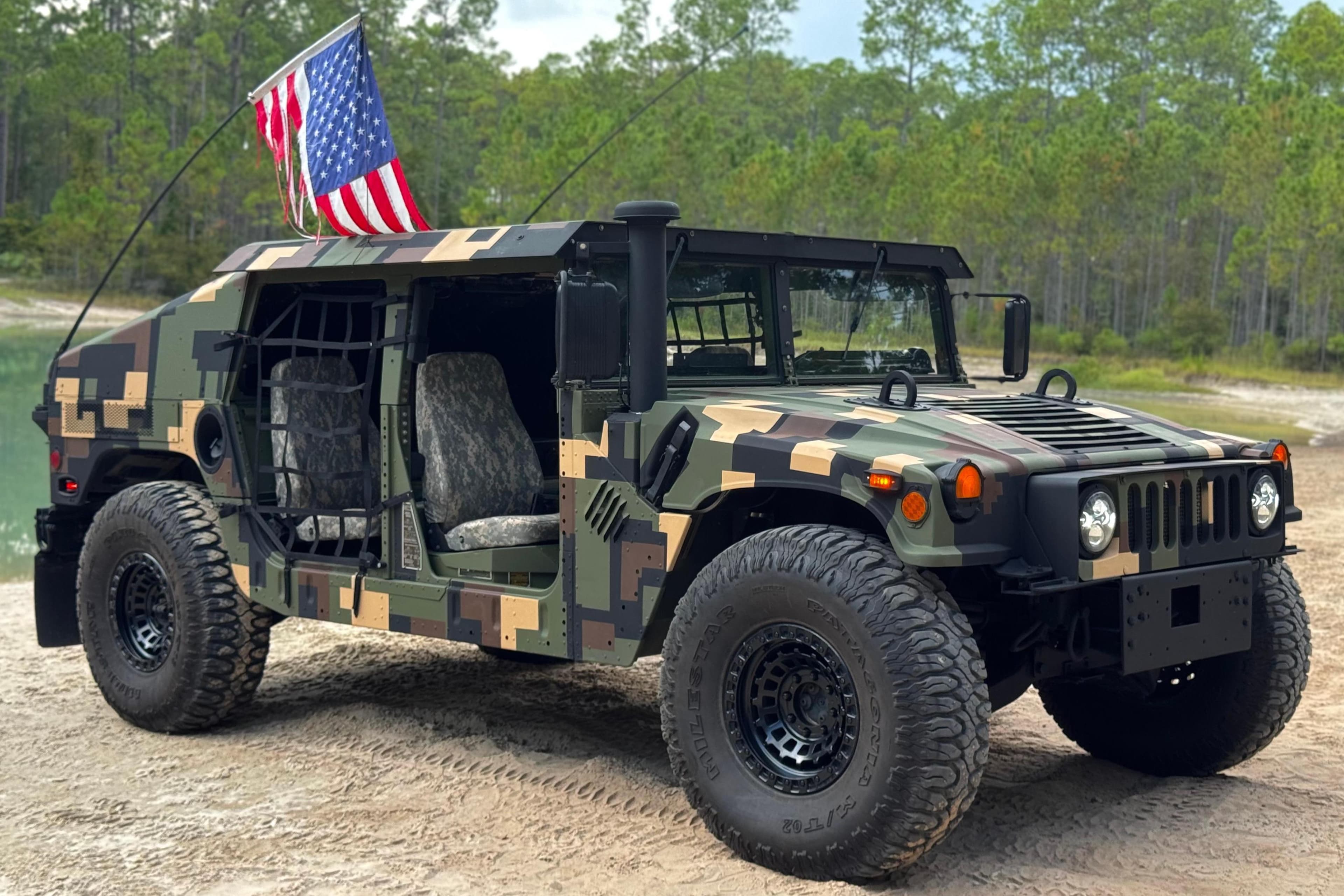 2009 AM General Hummer sold for $27,750