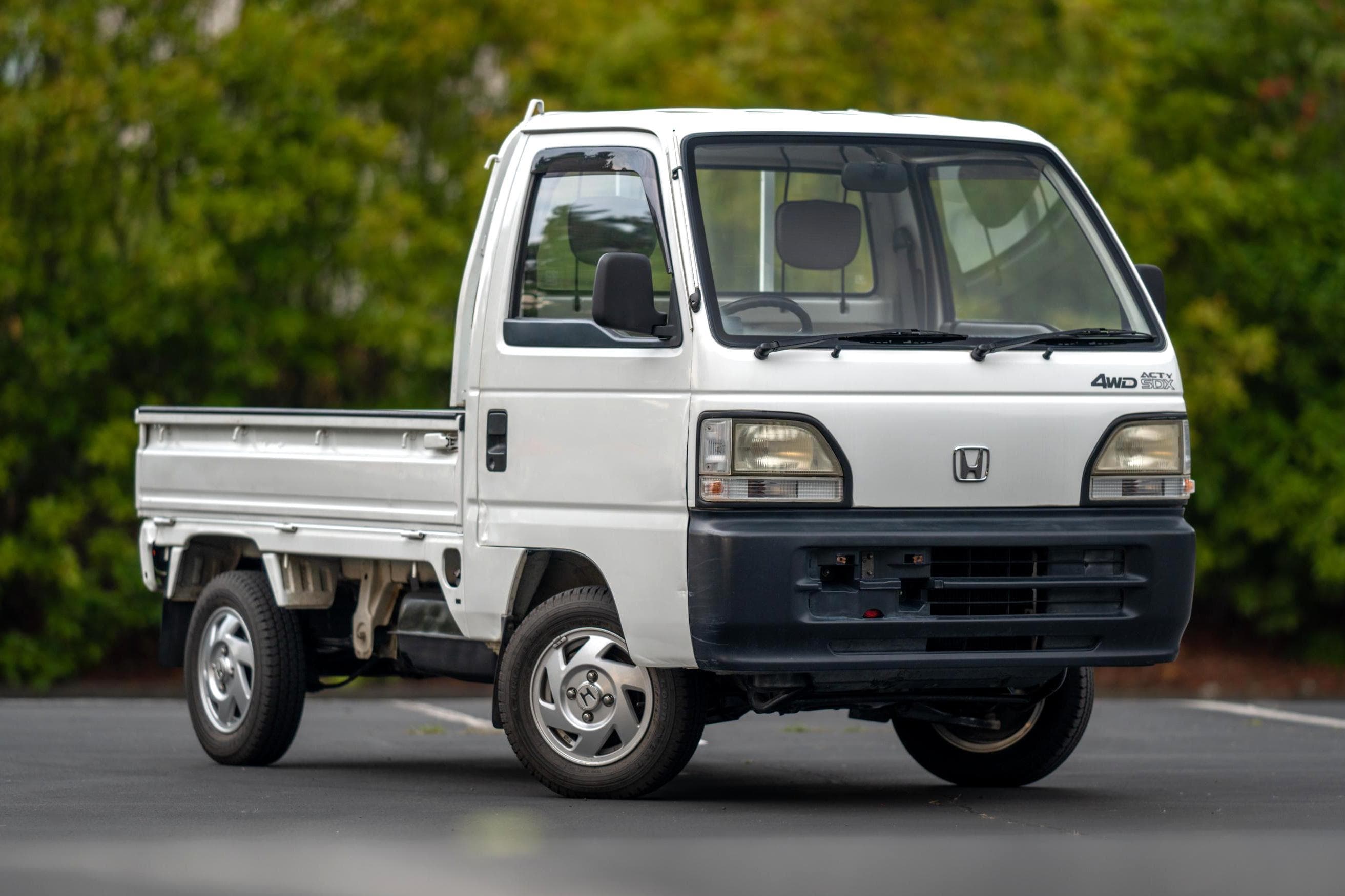 1995 Honda Acty sold for $9,000