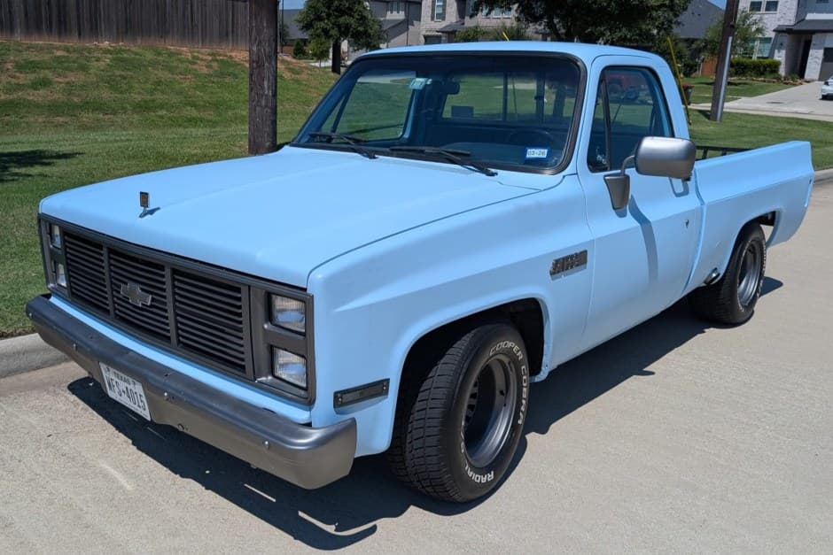 1985 Chevrolet C/K (1973-1991) sold for $9,006