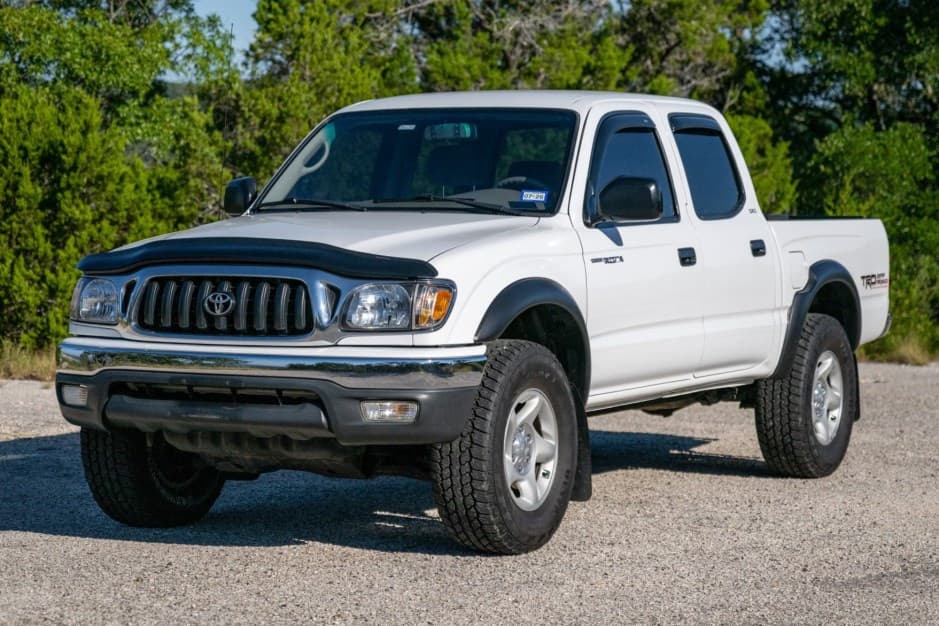 2003 Toyota Tacoma (N1X0 1995-2005) sold for $16,500