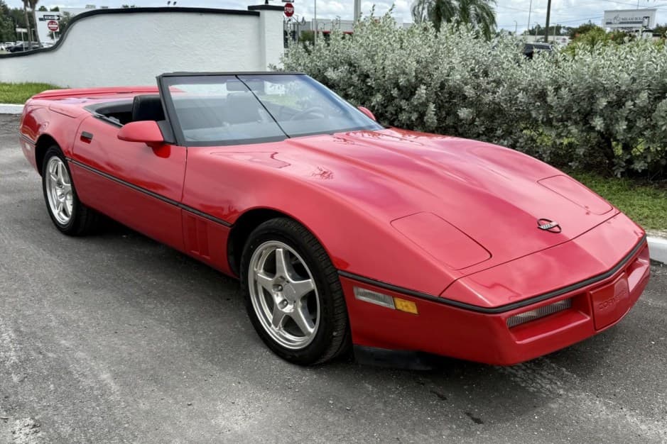 1987 Chevrolet Corvette C4 Convertible (1986-1991) sold for $11,250