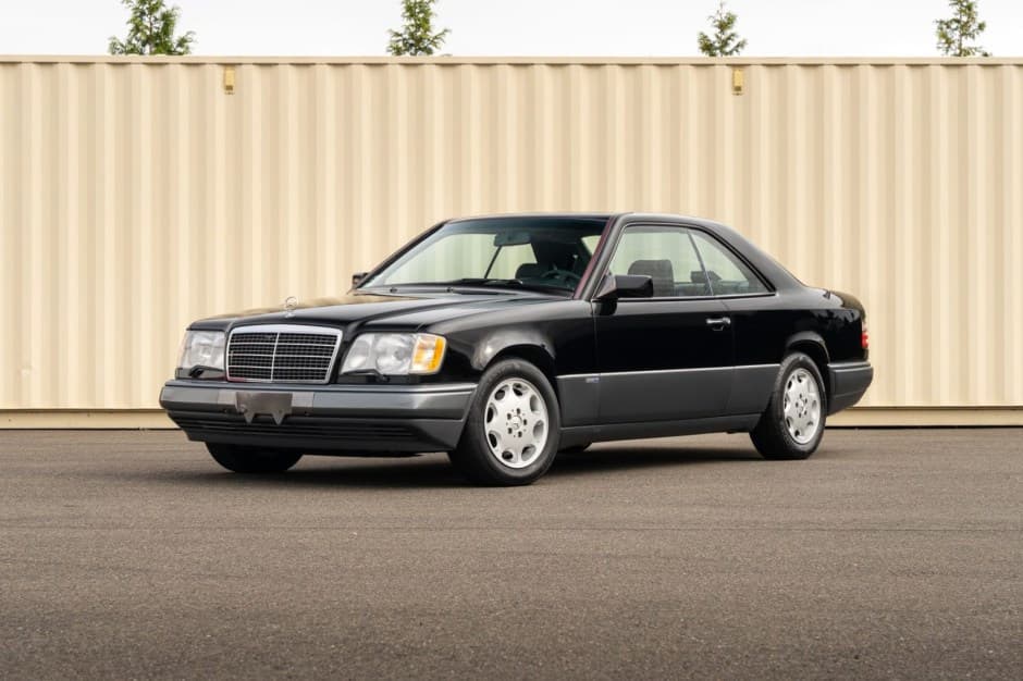 1994 Mercedes-Benz W124 E-Class sold for $25,500
