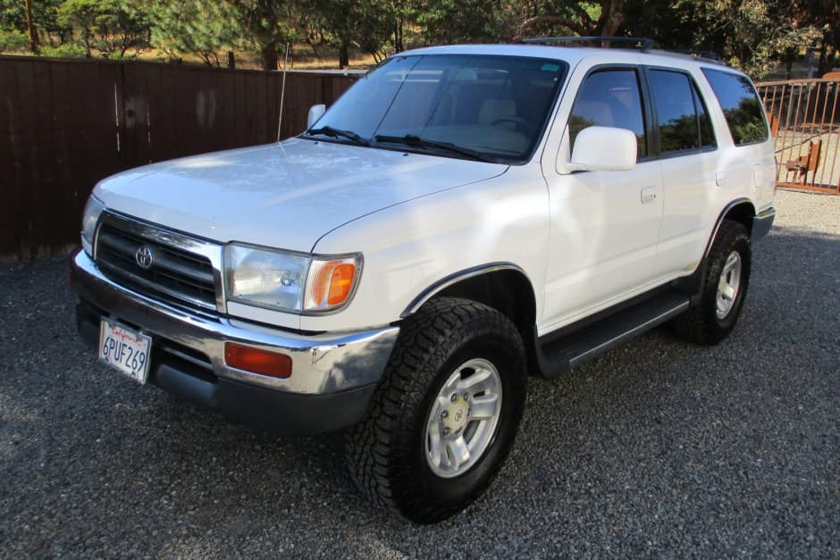 1998 Toyota 4Runner (N180) sold for $7,777