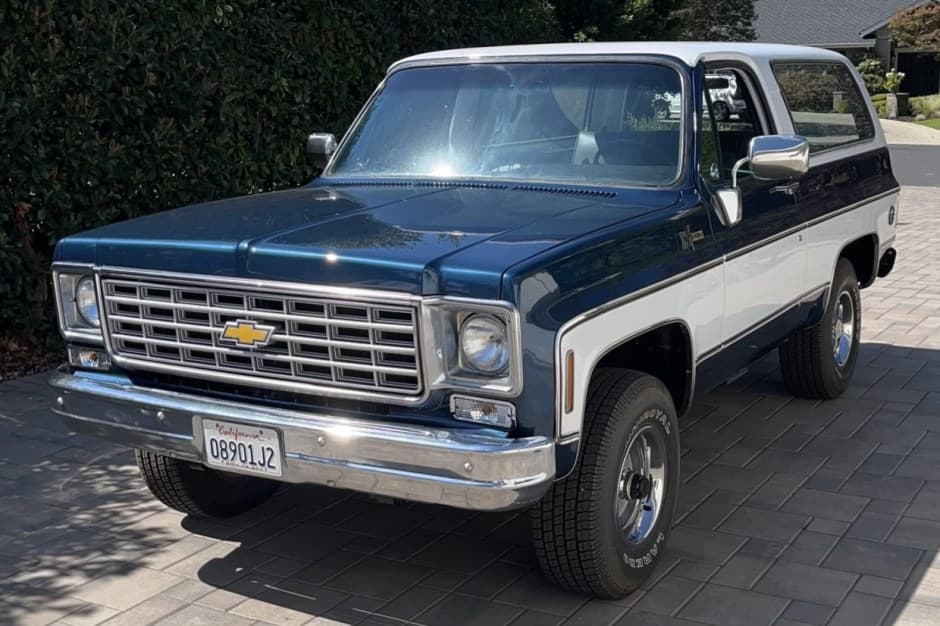 1975 Chevrolet K5 Blazer 1973-1991 sold for $40,500