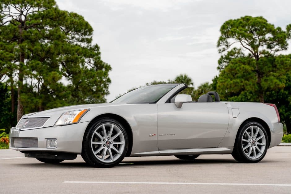 2006 Cadillac XLR sold for $39,000