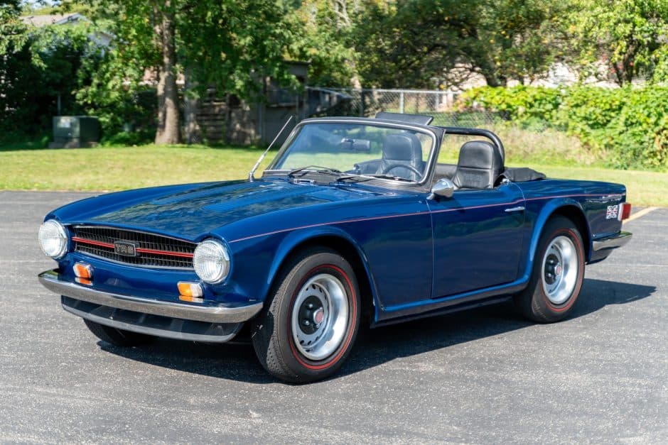 1971 Triumph TR6 sold for $10,250