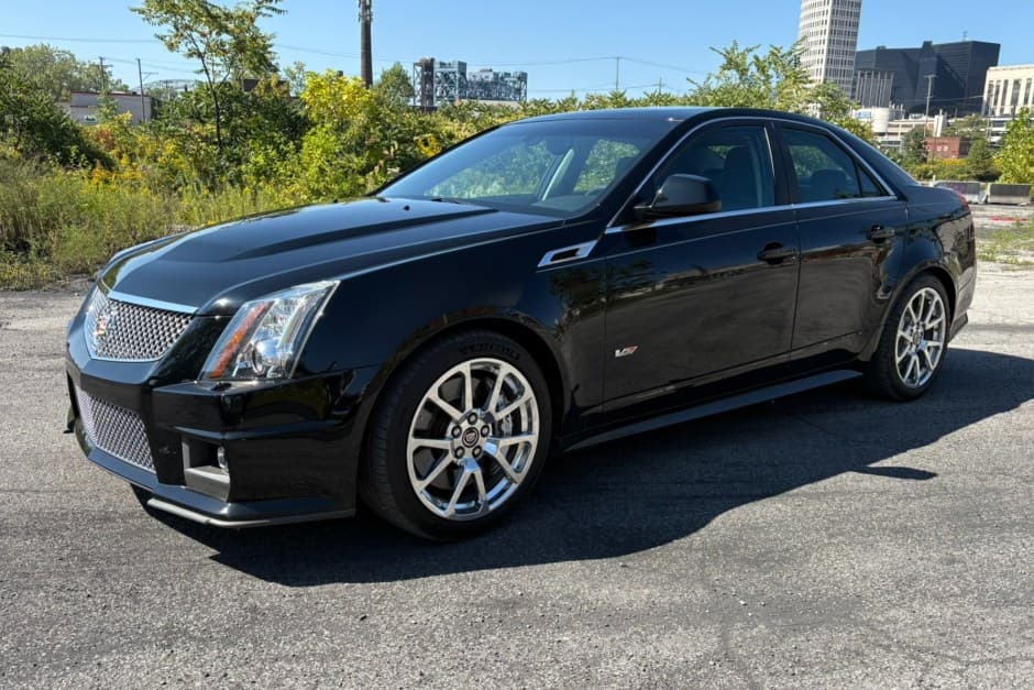 2012 Cadillac CTS & CTS-V sold for $34,500