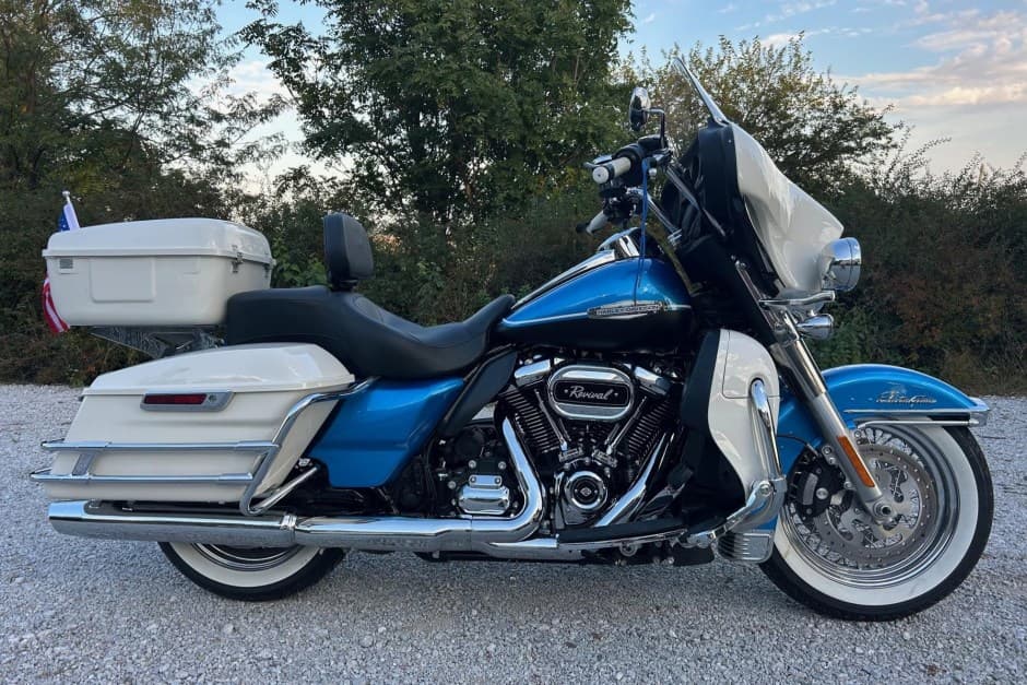 2021 Harley-Davidson Touring sold for $16,500