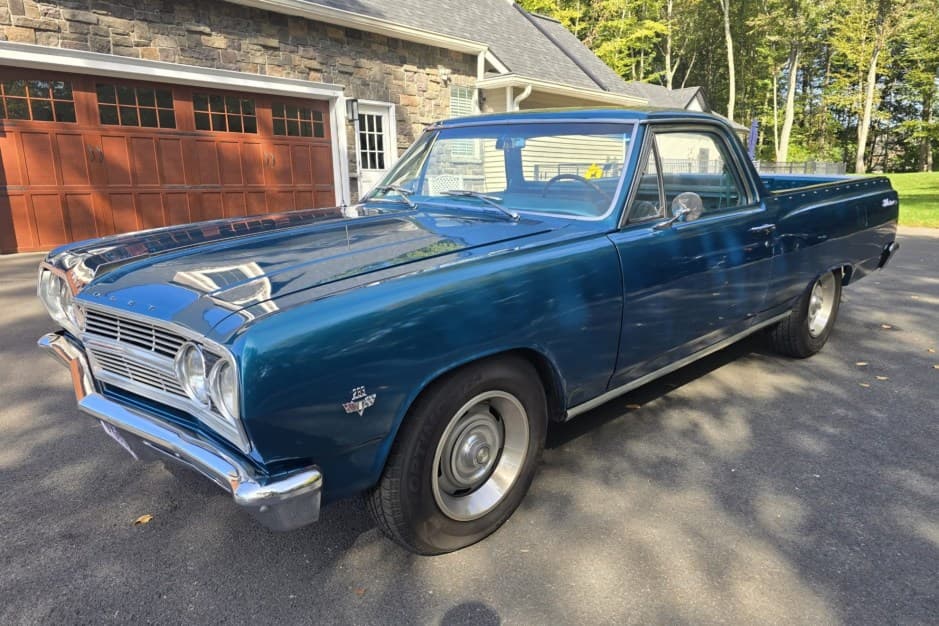 1965 Chevrolet El Camino sold for $15,454