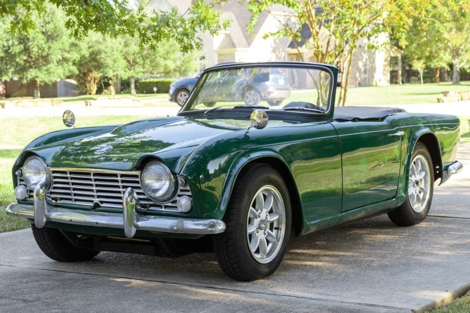 1964 Triumph TR4 sold for $18,500