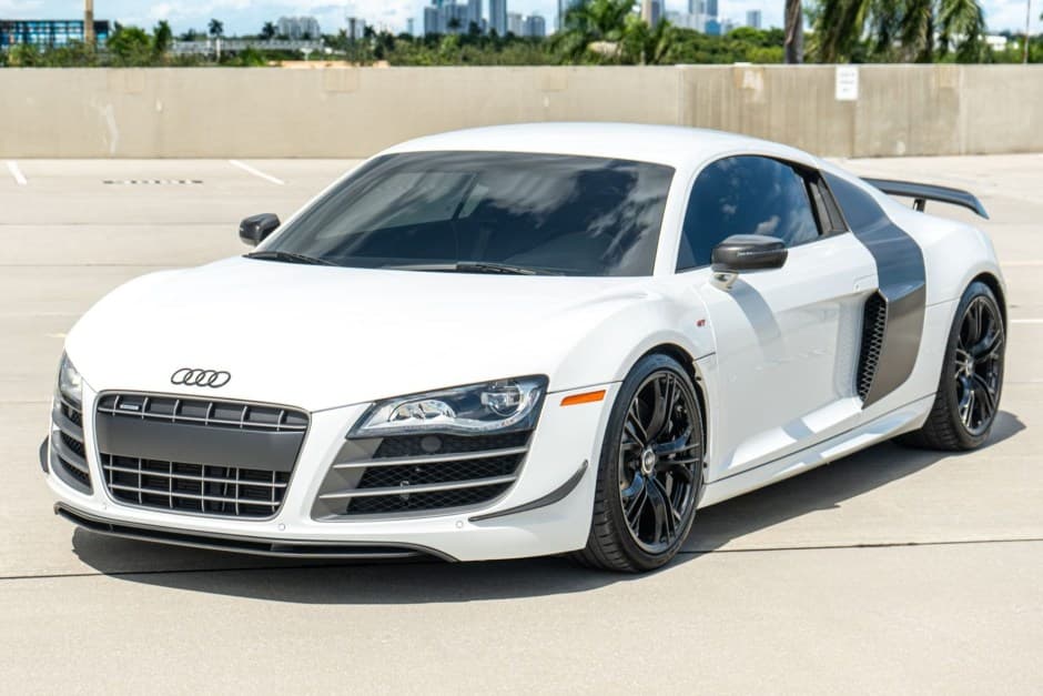 2012 Audi R8 V10 (Type 42) sold for $110,000