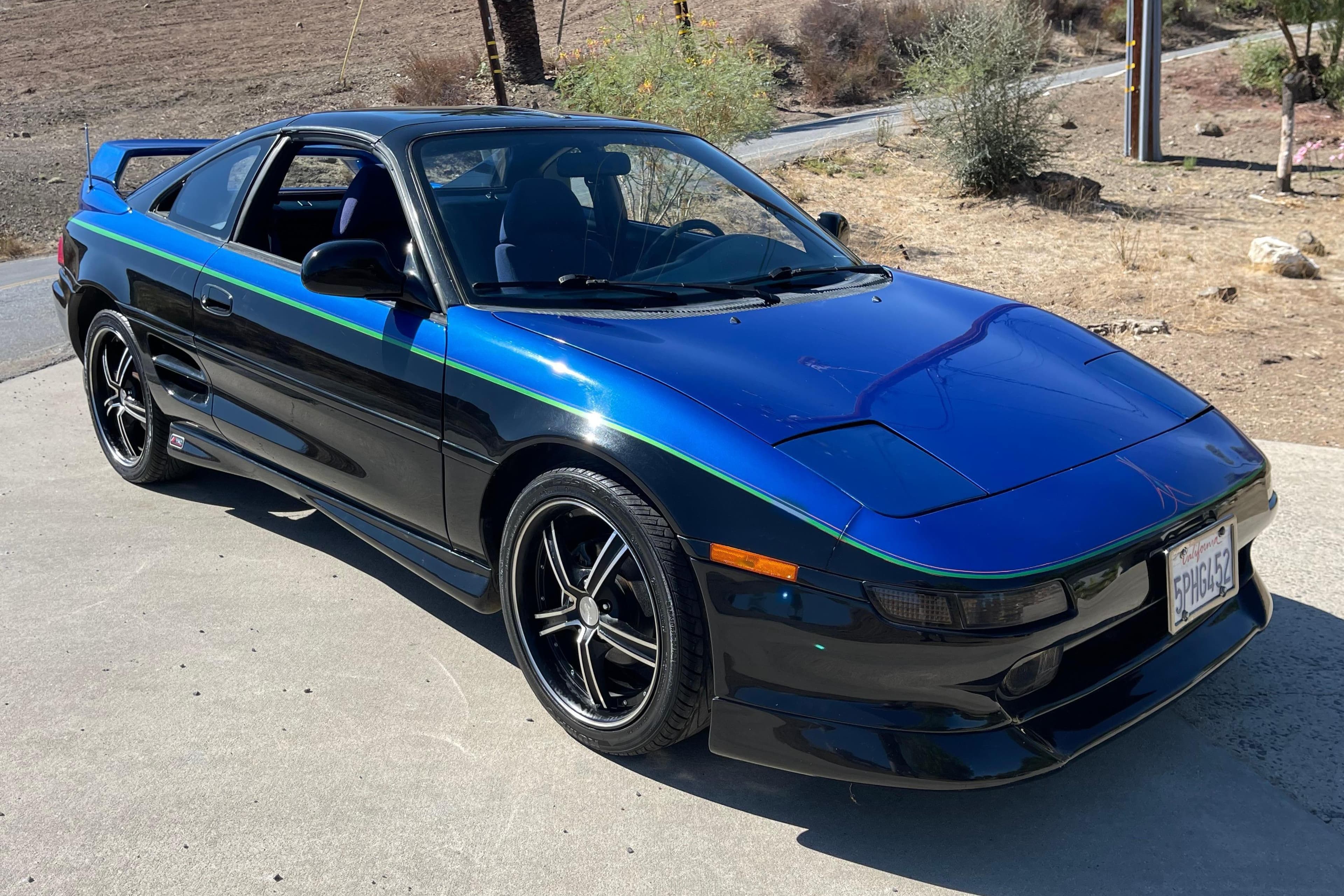 1991 Toyota MR2 sold for $11,600