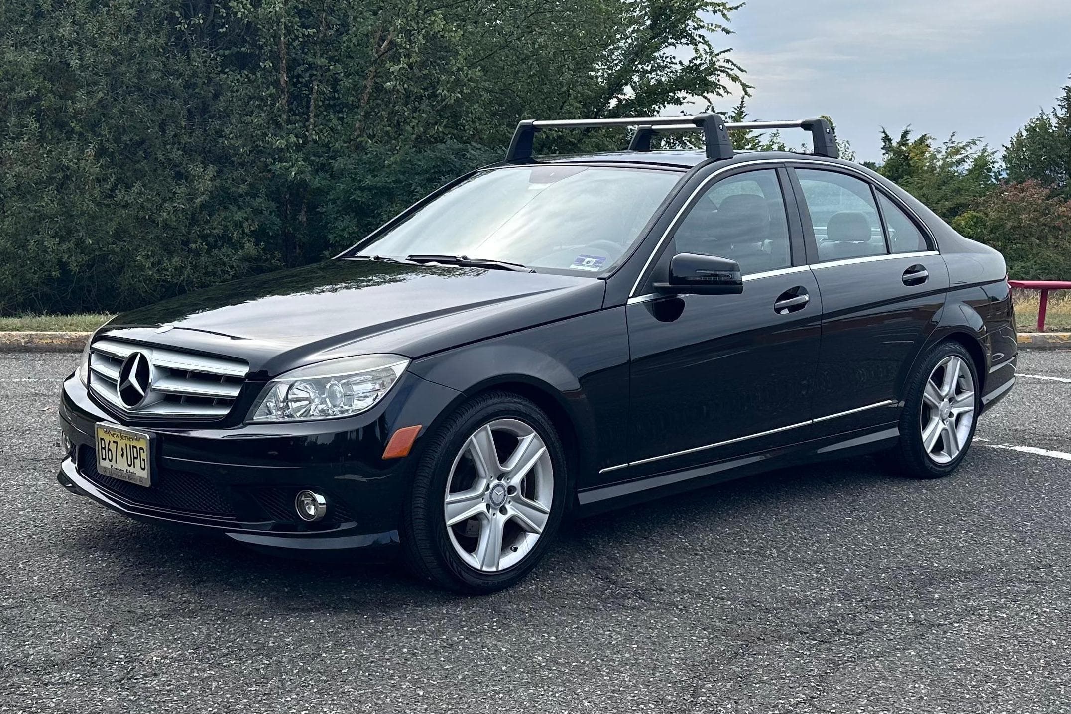 2010 Mercedes-Benz C-Class sold for $8,100