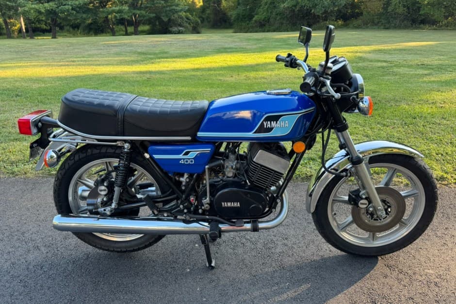 1977 Yamaha RD sold for $5,450