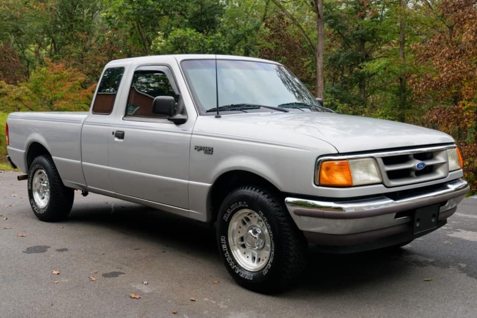 1996 Ford Ranger 1993-1997 sold for $4,600