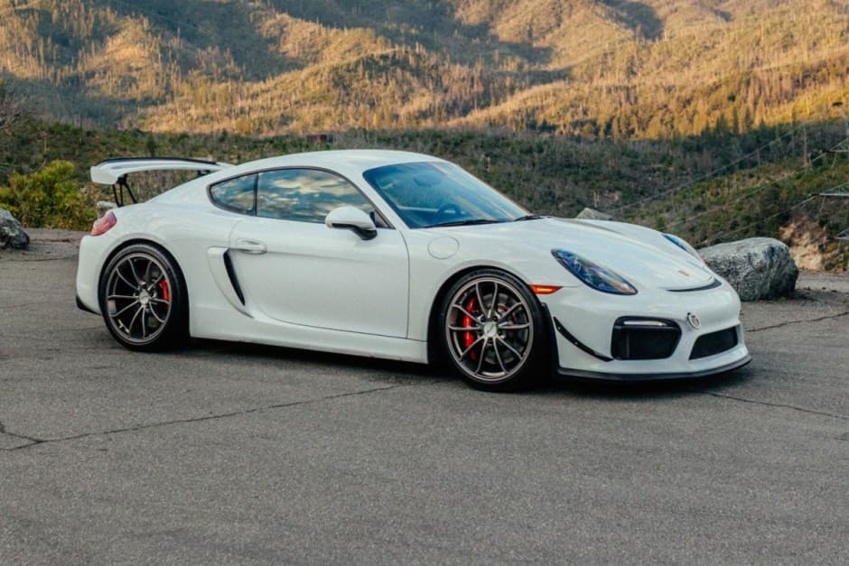 2016 Porsche Cayman GT4 sold for $77,000