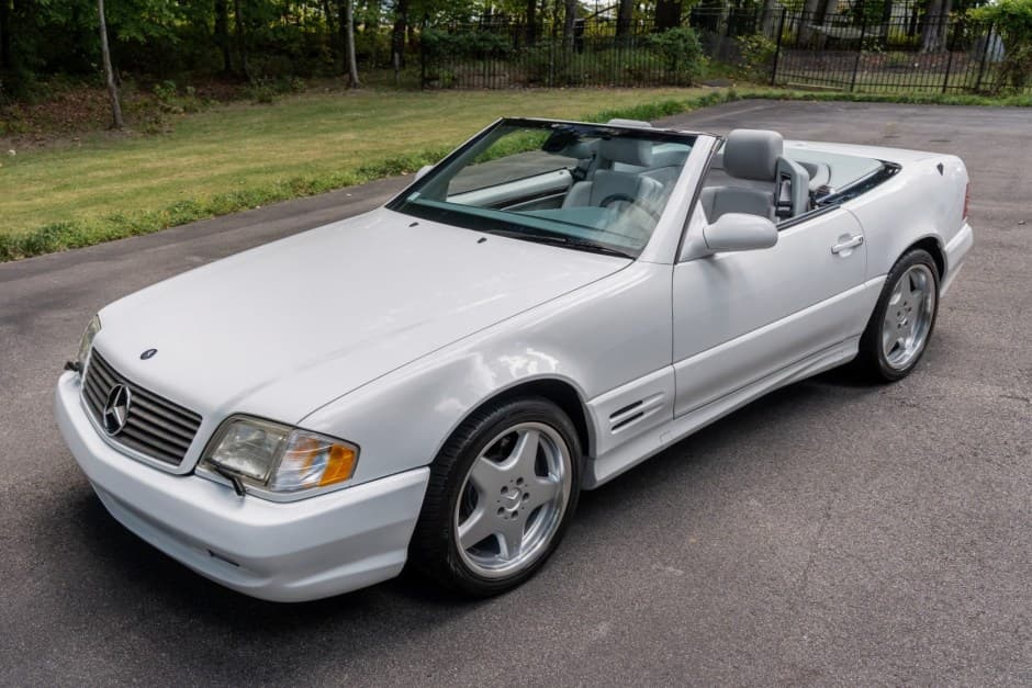 2001 Mercedes-Benz R129 SL sold for $18,250