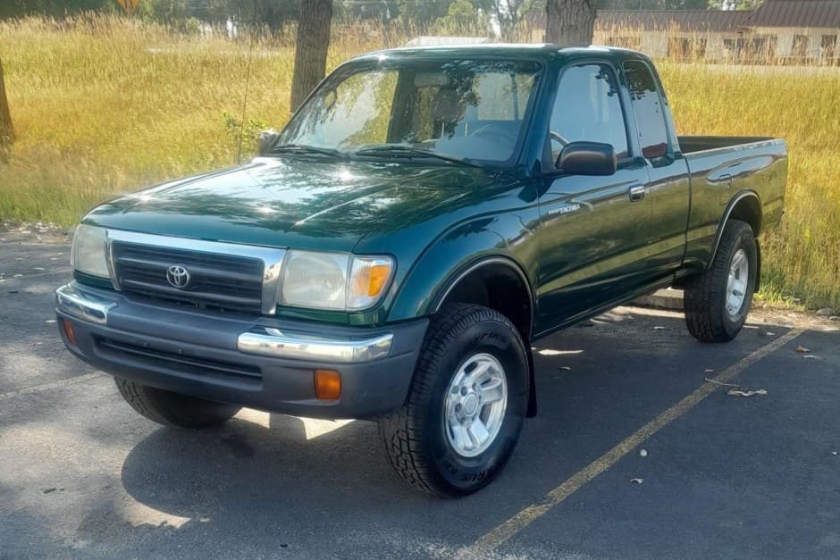 1999 Toyota Tacoma (N1X0 1995-2005) sold for $11,250