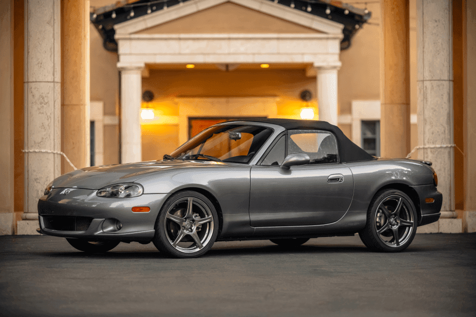 2004 Mazda NB MX-5 Miata sold for $17,750