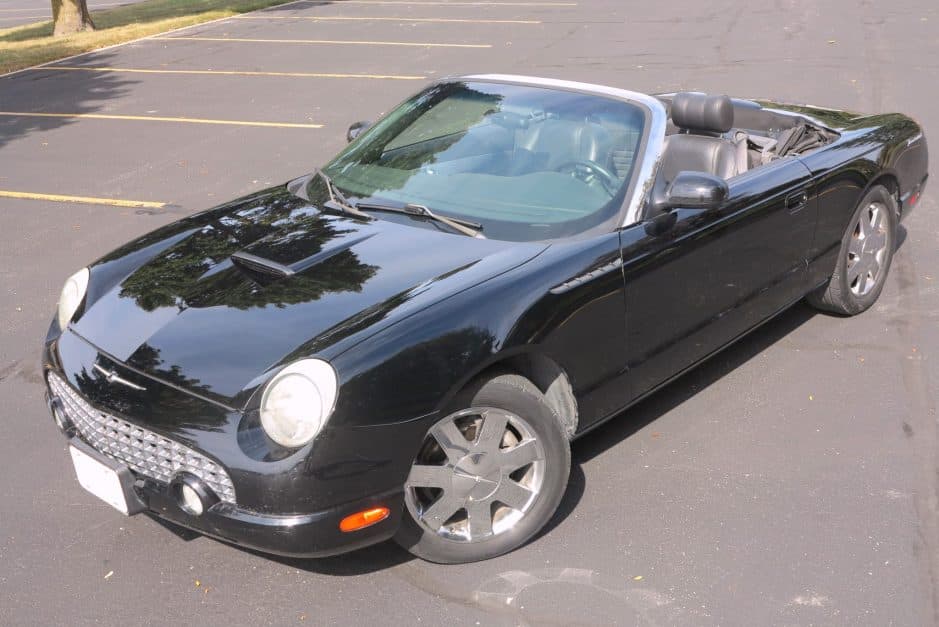 2002 Ford Thunderbird (2002-2005) sold for $8,500