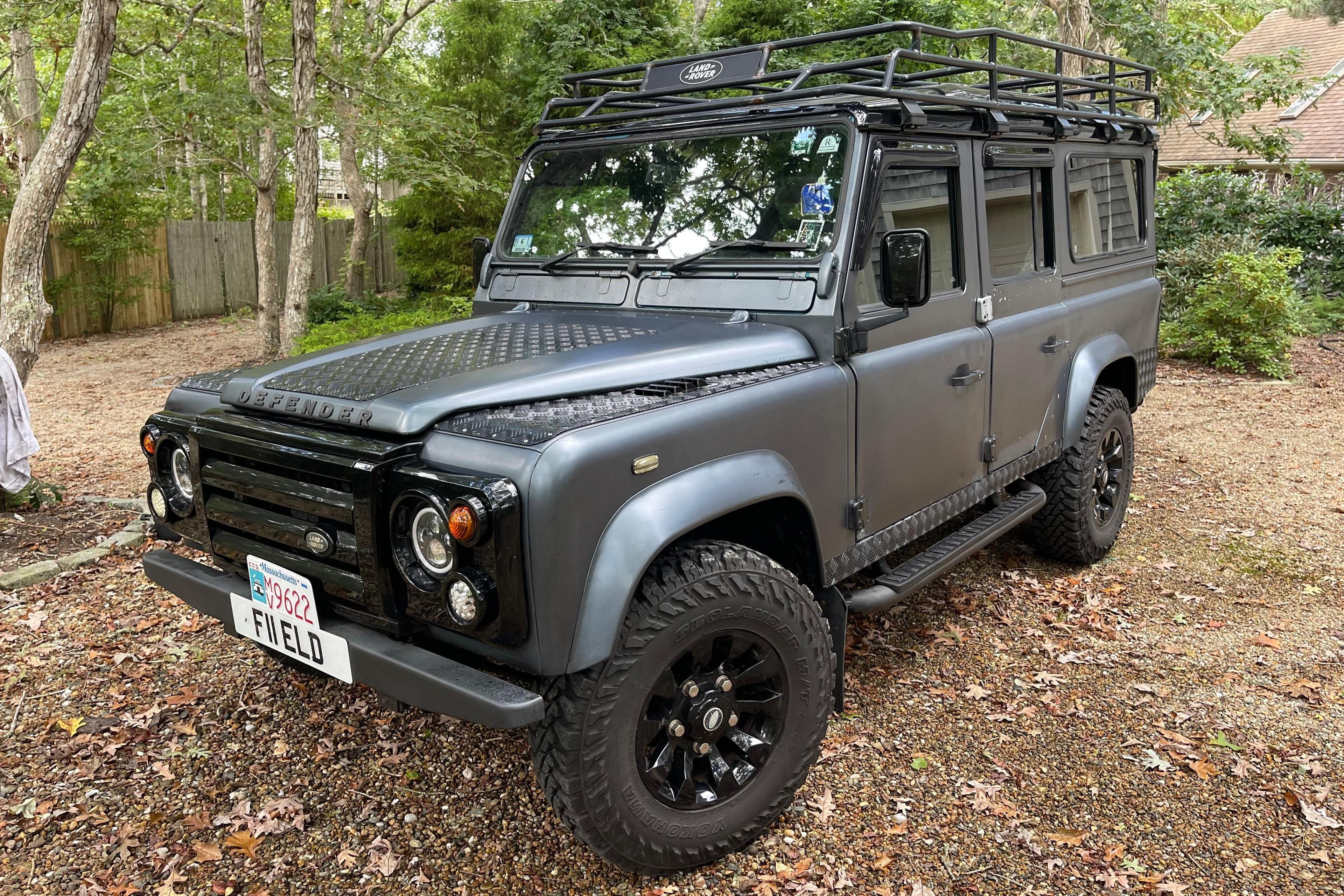2000 Land Rover Defender sold for $26,751