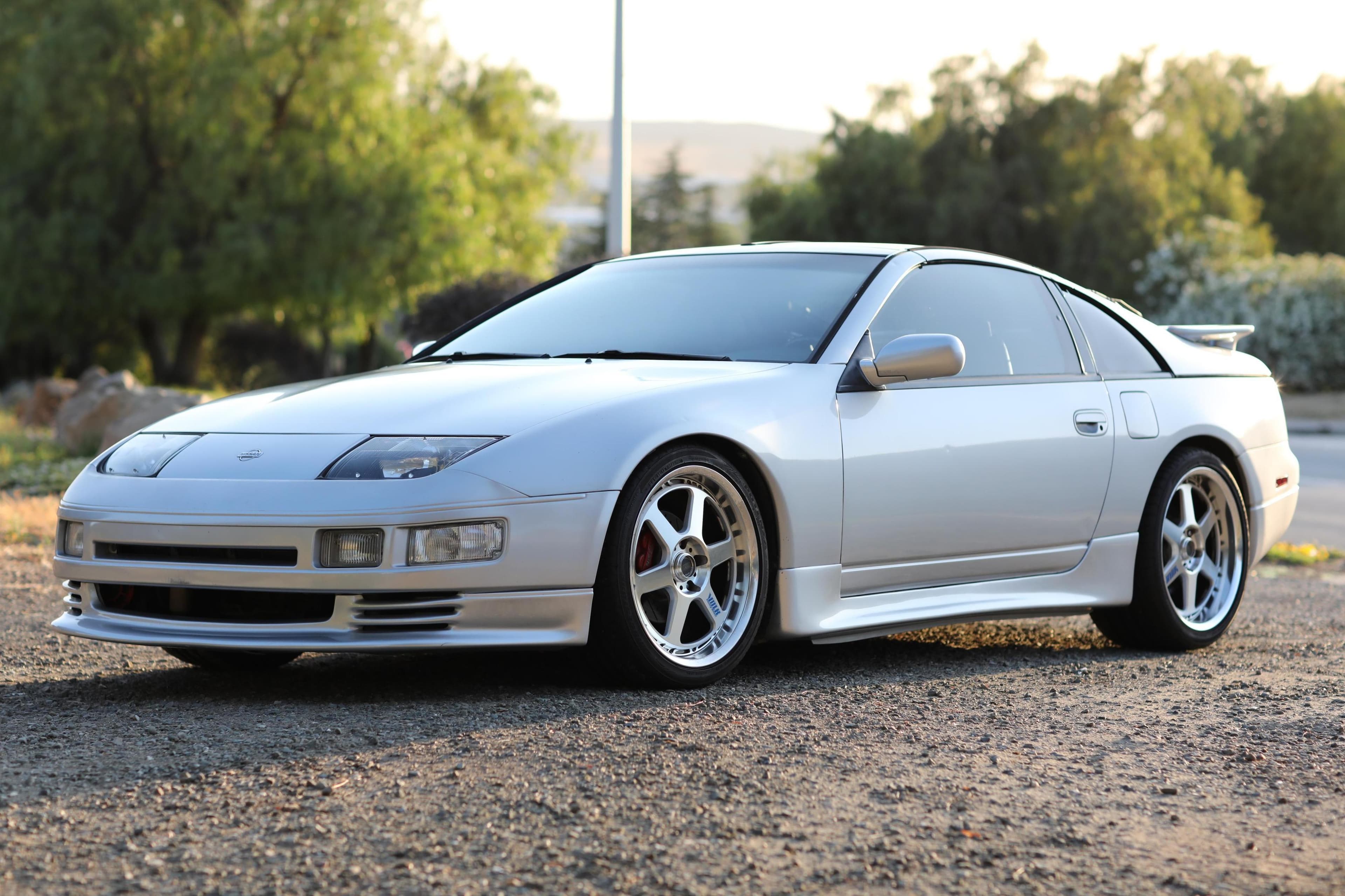 1995 Nissan 300ZX sold for $14,600