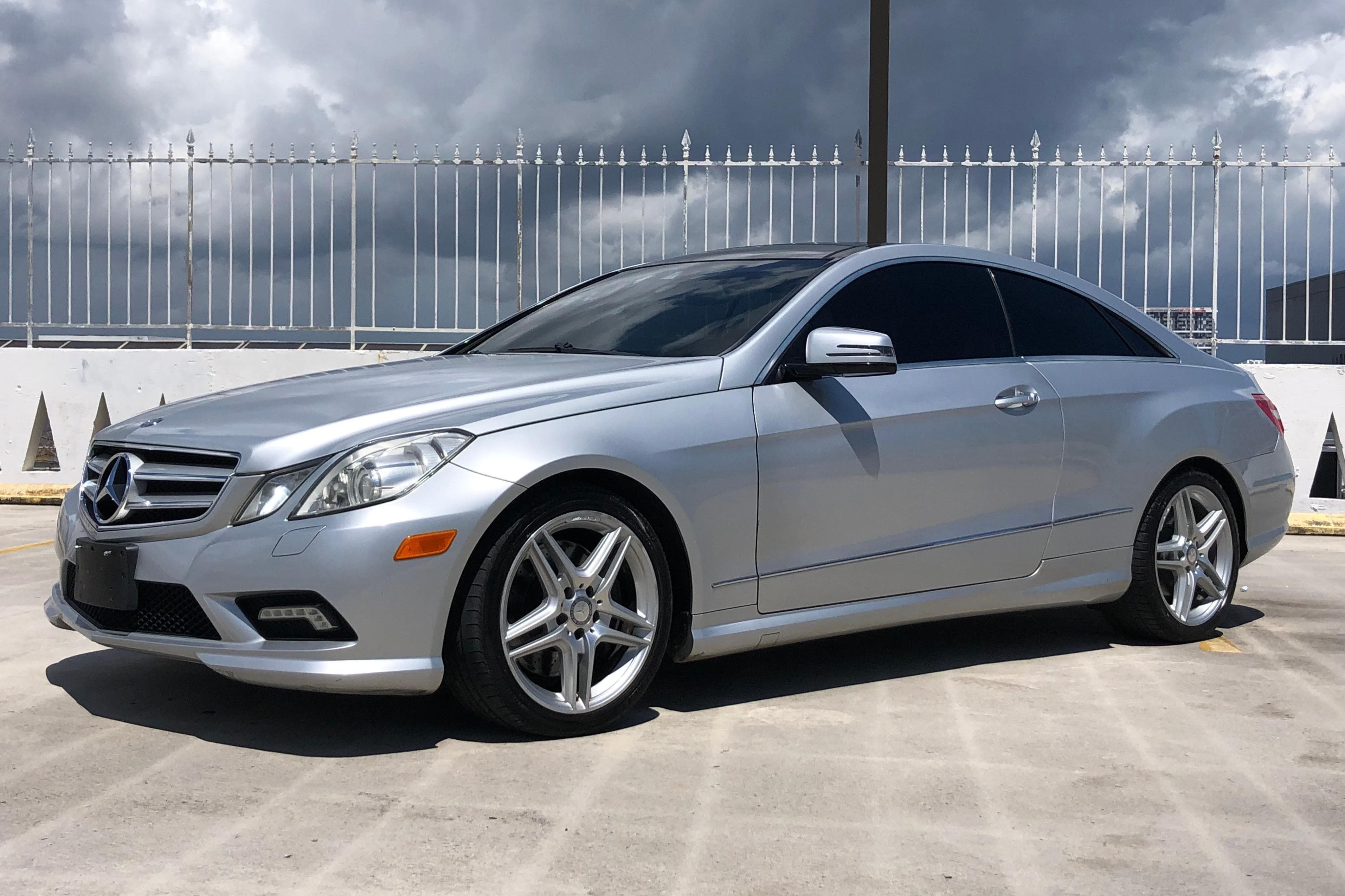 2011 Mercedes-Benz E-Class sold for $10,000