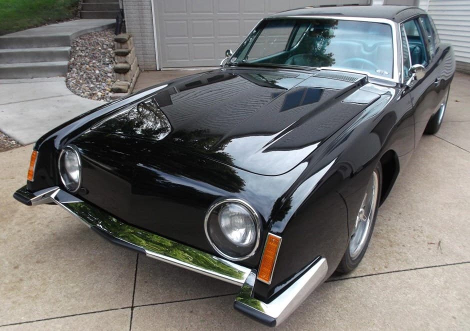 1973 Studebaker Avanti sold for $152,500