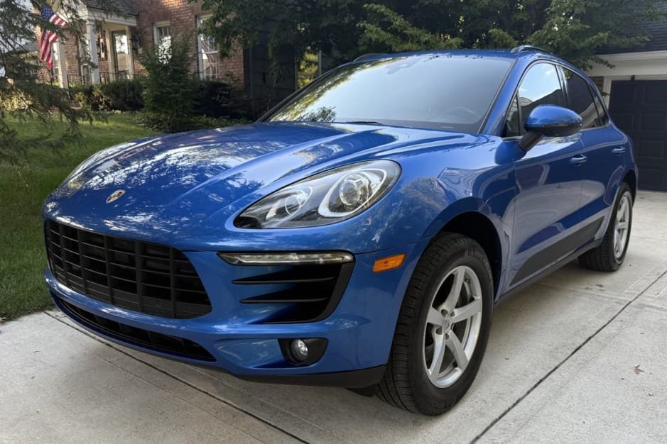 2017 Porsche Macan sold for $19,000