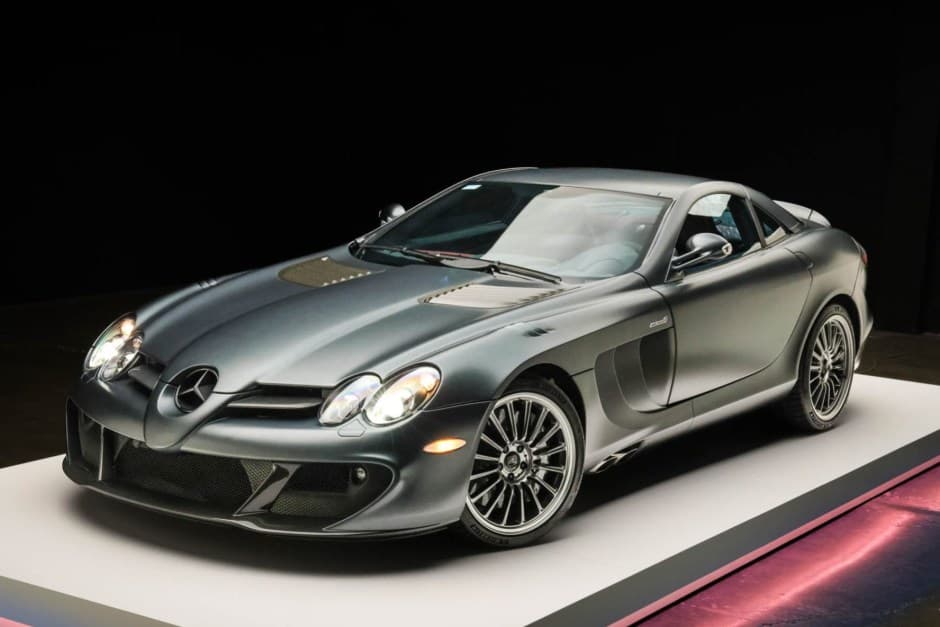 2005 Mercedes-Benz SLR McLaren sold for $525,000