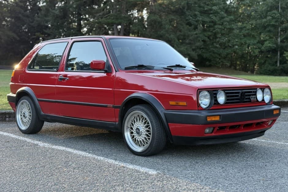 1992 Volkswagen GTI Mk2 sold for $17,000