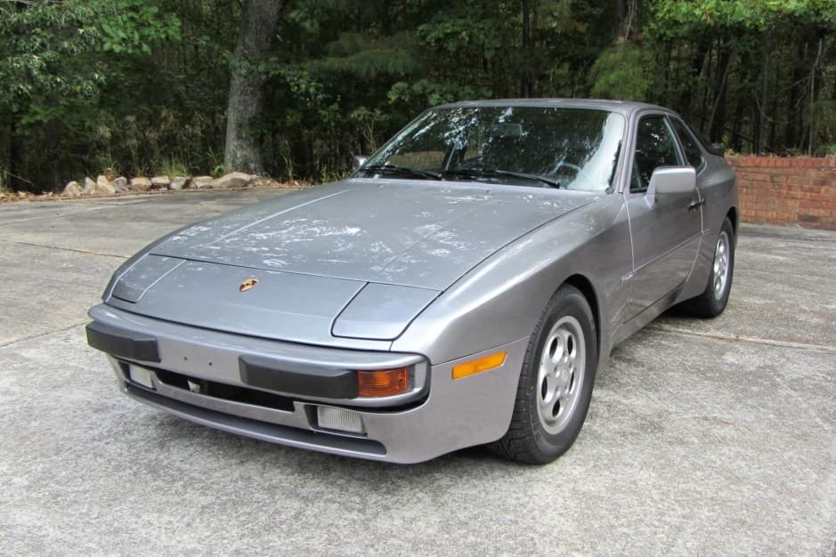1987 Porsche 944 sold for $10,050
