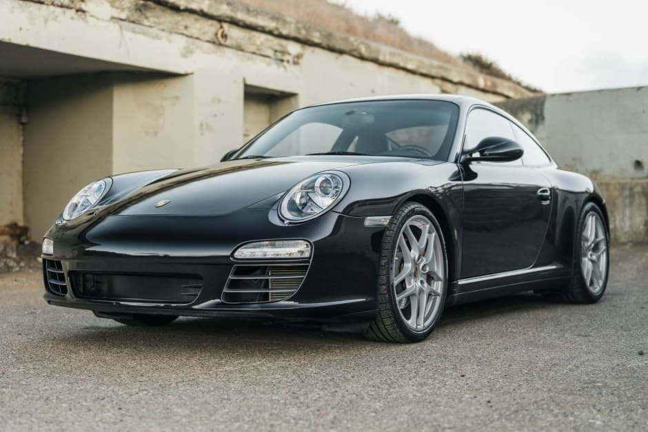 2012 Porsche 997 911 (Non-Turbo/GT2/GT3) sold for $106,000