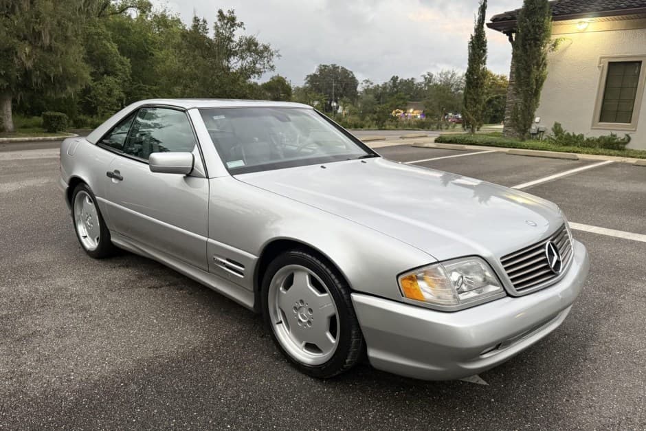 1998 Mercedes-Benz R129 SL sold for $20,000