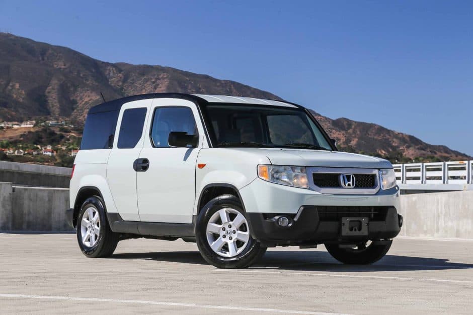 2010 Honda Element sold for $6,600