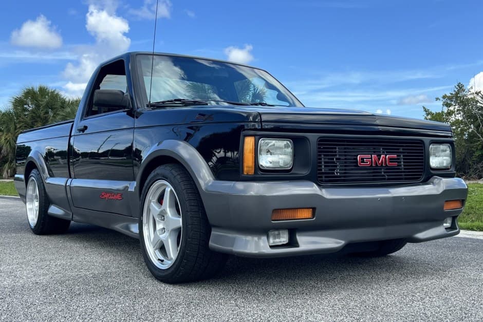 1991 GMC Syclone sold for $32,250