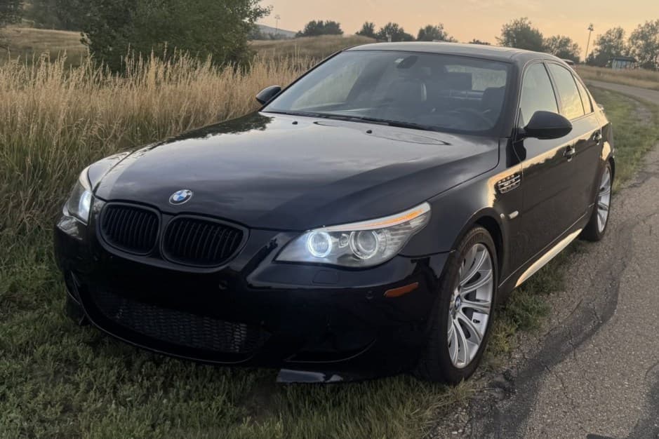 2009 BMW E60 M5 sold for $12,750