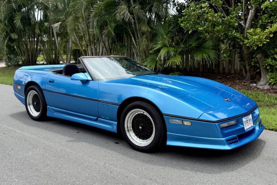 1989 Chevrolet Corvette C4 Convertible (1986-1991) sold for $7,850